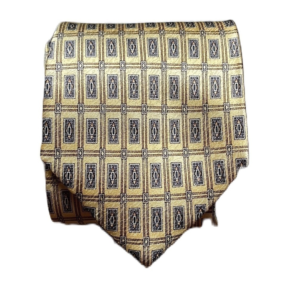 Vintage Stafford yellow patterned tie. NWT. 100% silk.